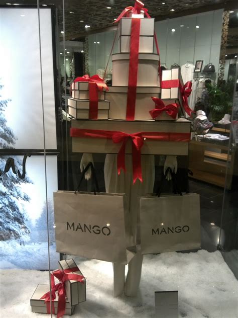 displayhunter2 mango shopping for christmas t
