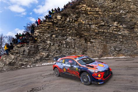 Kesäkuuta 1988 sankt vith) on belgialainen ralliautoilija. EK13: Thierry Neuville tyrmäsi Toyota-kuskit ...