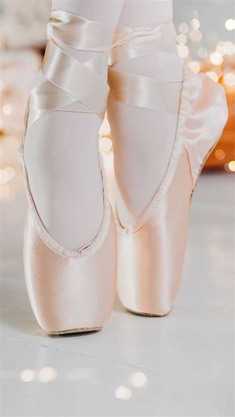 ballet pointe shoes wallpapers top free ballet pointe shoes backgrounds wallpaperaccess