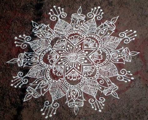 Houses are seen adorned with pongal kolam, a special type of rangoli during this season. Kolam Designs- An Embellishing Form of Art