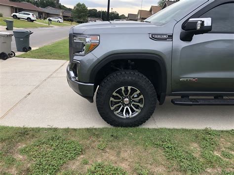 Owners Pictures Of 35 Tires On Stock At4 Or Trail Boss Page 18