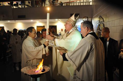 Light And New Life Highlight Easter Vigil The Tablet