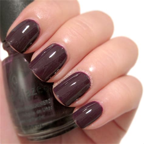 ice cream when the sky is grey china glaze urban night nail polish swatch and review metro