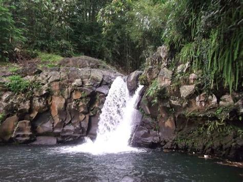 Keindahan air terjun mencapai 60 meter dan lebar 70 meter. Curug Bandung Kutasari - Jl.raya curug (pos bitung) rt18/04,kel kadu,kec curug,tangerang 15810 ...