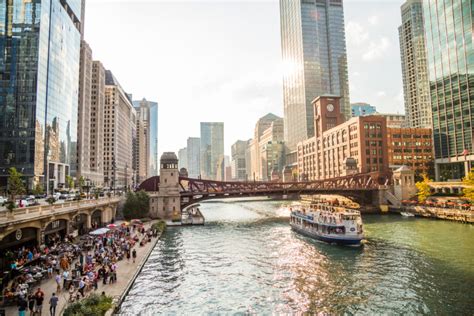 Chicago Riverwalk Restaurants And Bars Choose Chicago