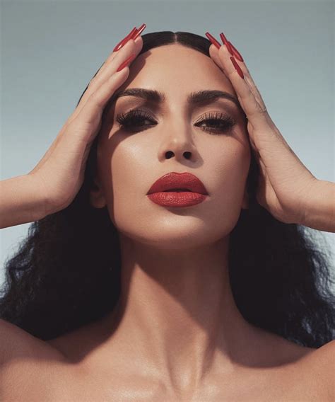 Pin By Brooklyn Haynes On Future Is Female Kim Kardashian Makeup Kkw