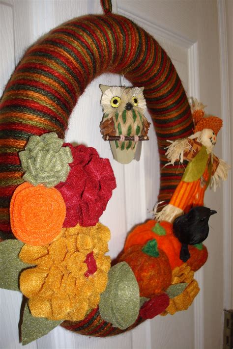 Yarn Wreath With Felt Flowers And Felted Pumpkins Fall Yarn Wreaths