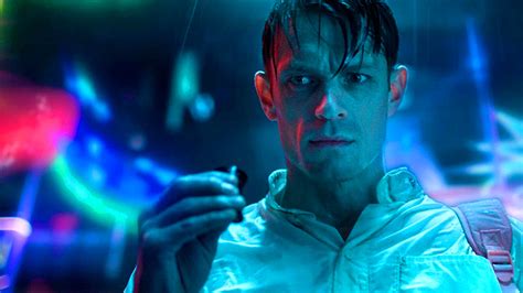 Review Altered Carbon