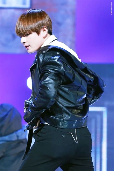 Maybe you would like to learn more about one of these? Photos Prove BTS V Has The Best Male S-Line Body In K-Pop ...
