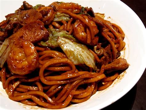 I wanna hold you closer to my heart i love your special wok hei, best when dabaoed, sealed with the master's touch. The Bake-a-nista: KL Hokkien Mee
