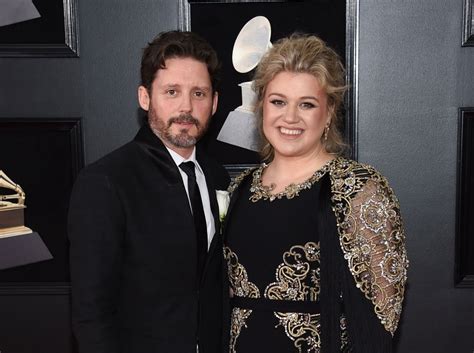 Kelly Clarkson Seeks Divorce From Husband Of Nearly 7 Years The Seattle Times