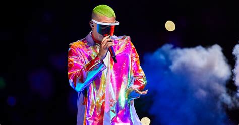 Bad Bunny The Inexhaustible Pop Recalibrator Lights Up Madison Square Garden The New York Times