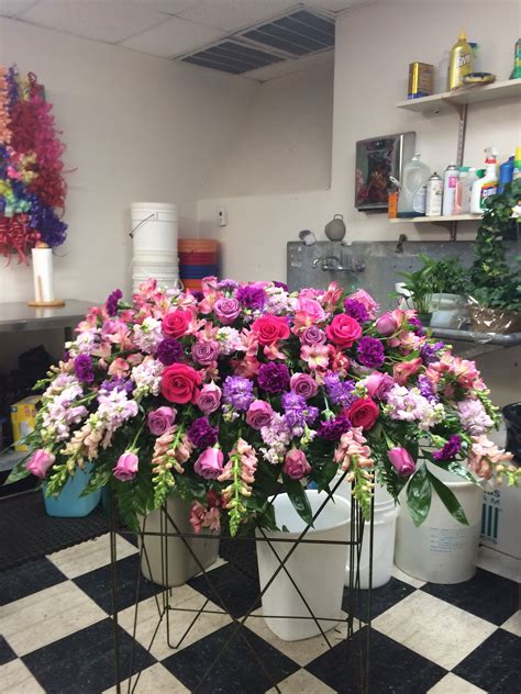 A Casket Spray Funeral Flower Arrangements Funeral Flowers Casket