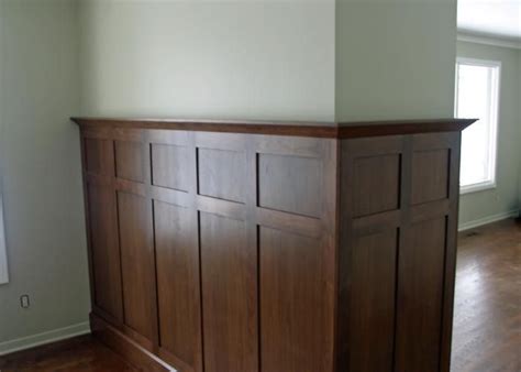 Pin By Ashley Simpson On Paneling And Wainscot Wood Wainscoting