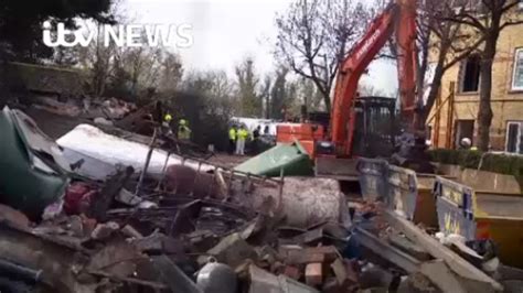 Community rallies after fatal Oxford explosion | ITV News Meridian