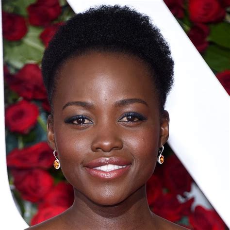 11 Lupita Nyongo Hairstyles That Define Hairgoals Brit Co