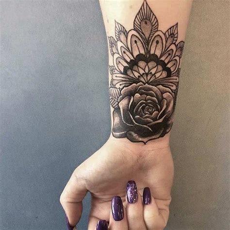 21 Stylish Wrist Tattoo Ideas For Women Stayglam