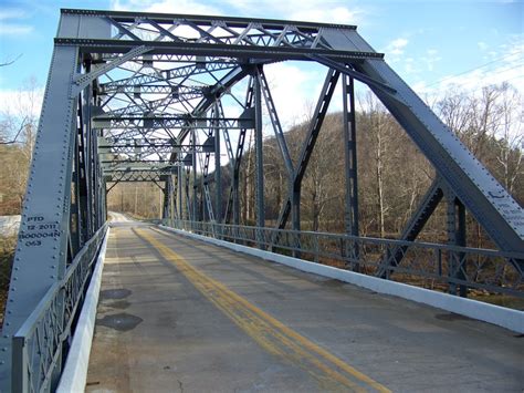 This Is The Pennsylvania Petit Truss Bridge That Carries Kentucky