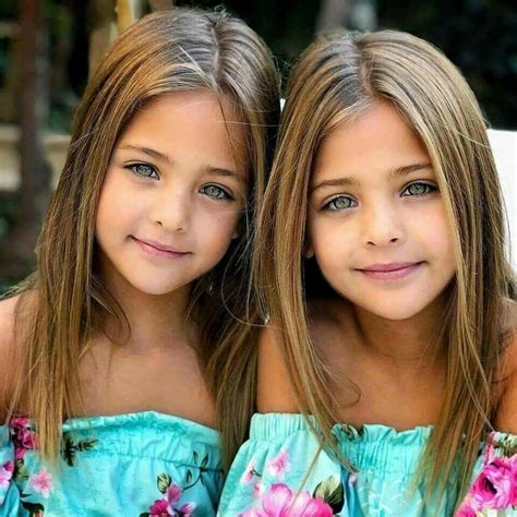 Pin By Gnext2003 On طفولة Most Beautiful Twins Most Beautiful Twins