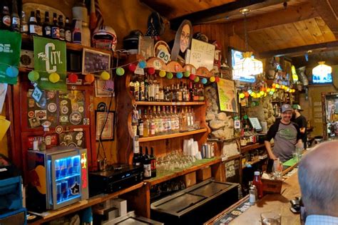 The 5 best dive bars in Boston | Hoodline