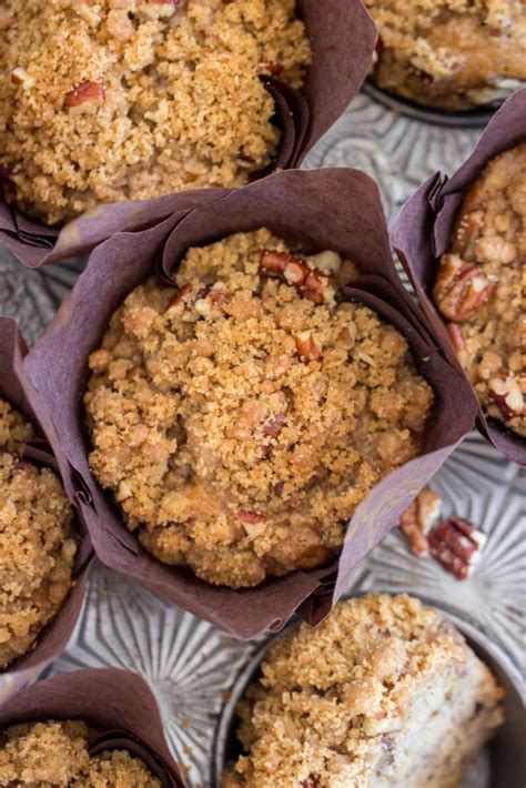 That bunch of bananas looks great at the store, so you bring them home all perfectly ripe and ready. Streusel-Topped Banana Bread Muffins • The Gold Lining Girl