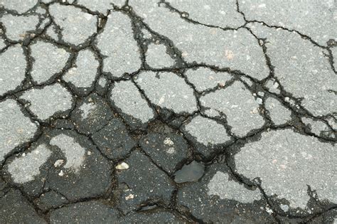 The Most Common Reasons For Asphalt Cracking Everline Coatings