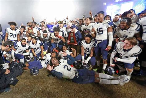East Forsyth Rallies To Win 4a Football Crown Scotlands Cinderella