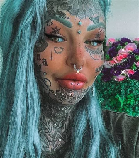 Tattoo Model Flaunts Bold New Piercings After Covering Of Her Body Sexiz Pix