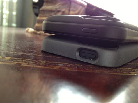 Review Mophies Iphone 5 Juice Pack Helium And Air