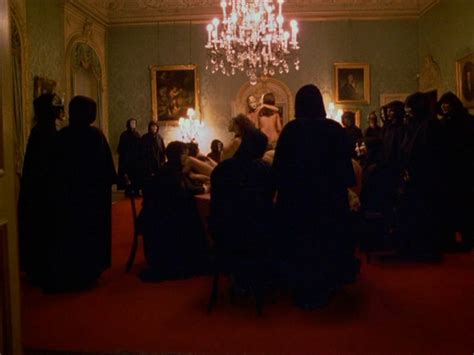 Bill hartford's wife, alice, admits to having sexual fantasies about a man she met, bill becomes obsessed with having a sexual encounter. Eyes Wide Shut Blu-ray Nicole Kidman