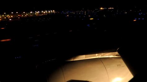 United Airlines Airbus A320 232 N460ua Nighttime Landing In Pdx Youtube