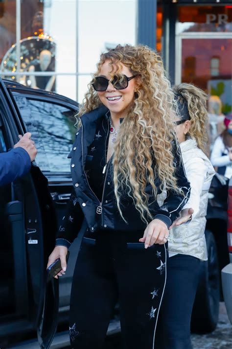 Mariah Carey Stuns In New Paparazzi Photos Featuring Her Natural Curls