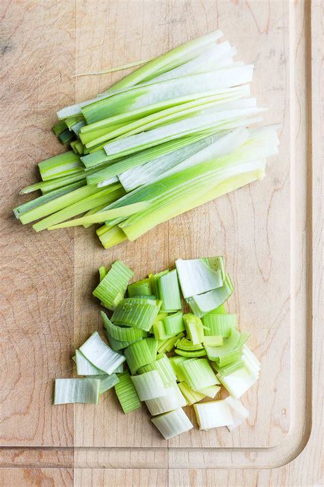 How To Cut Leeks Step By Step Tutorial Feelgoodfoodie