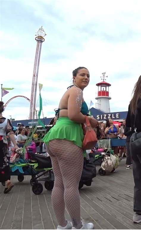 Amazing Pawg In Green Fishnets Phatassvision