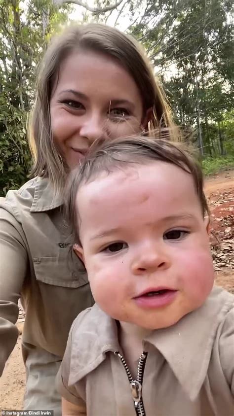 Bindi Irwin Tries To Take A Selfie With Daughter Grace Before She Grabs