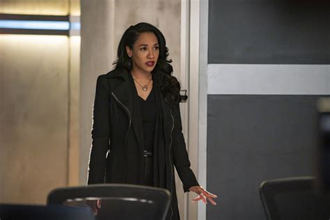 The Flash Season 7 What To Expect For Iris West Allen Den Of Geek