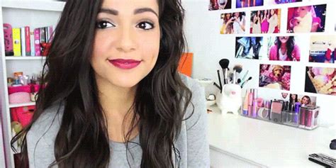 Pin By Kate On Makeup Girls With Dimples Celebs Bethany Mota