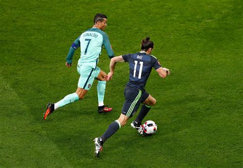 S imulamos la gran final de la euro 2016 con el videojuego oficial del torneo, pes 2016. UEFA Euro 2016 Portugal vs Wales: Bale and Ronaldo ...