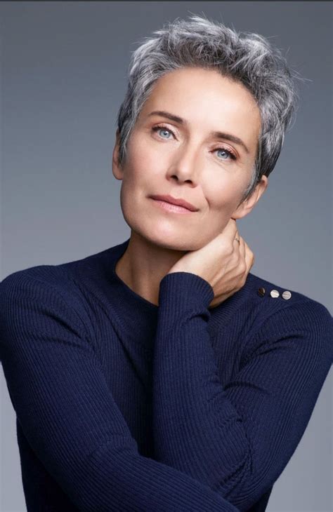 Bob frisur ab 60 beste beauty. 2018 trends kurzhaarschnitt frauen ab 60 graues haar ...