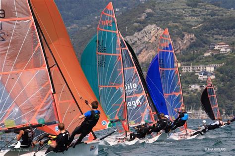 In italia ci sono dieci volte meno casi di covid al giorno. Finale thrilling agli europei 29er al CVArco | Vela Veneta