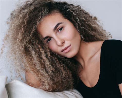 Because the natural hair growth cycle takes several months, hair loss related to thyroid disease might only be seen months after the illness has begun. Can Dandruff Cause Hair Loss? We Investigate