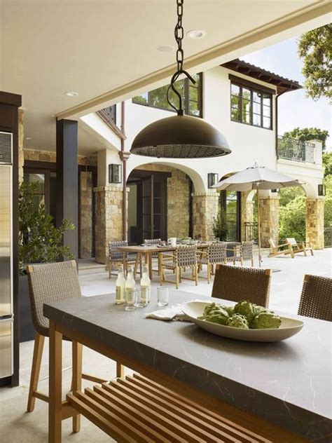 Mediterranean style houses are both simple and elegant. What is the Mediterranean House Style? - Characteristics ...