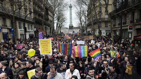 Mariage des homos manifestants à Paris contre pour les anti le novembre