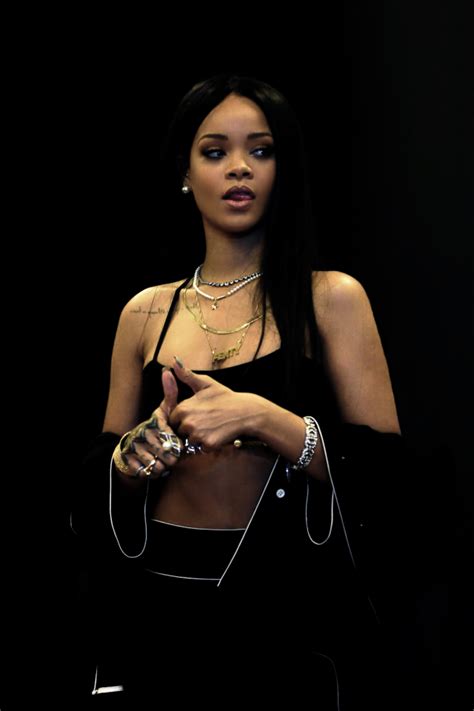 Pin By Landulphe Fr On The Queen Rihanna Rihanna Love Rihanna Looks Rihanna Riri