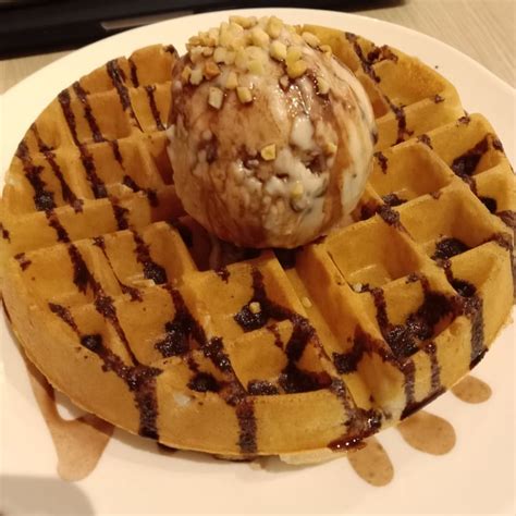 WS Deli Experience Store Jurong East Singapore Waffles With Peanut