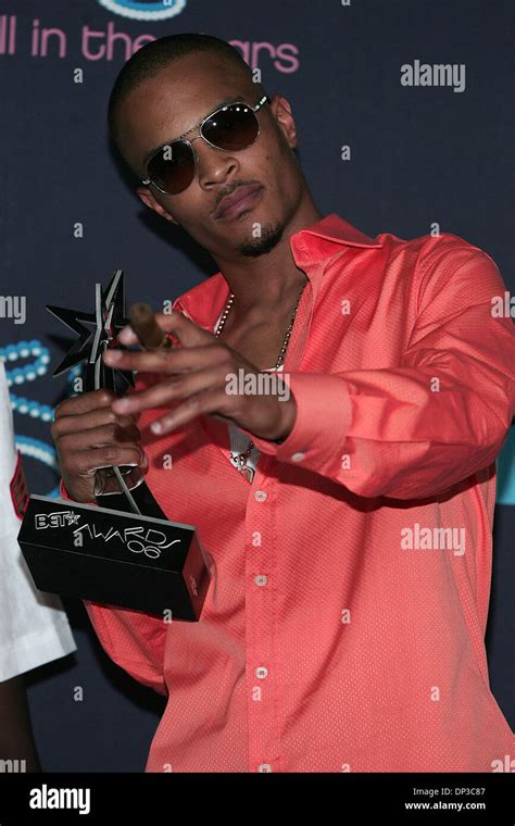 Rapper Ti Hi Res Stock Photography And Images Alamy