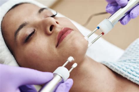 Microcurrent Facial In New York Microcurrent Treatment And Therapy