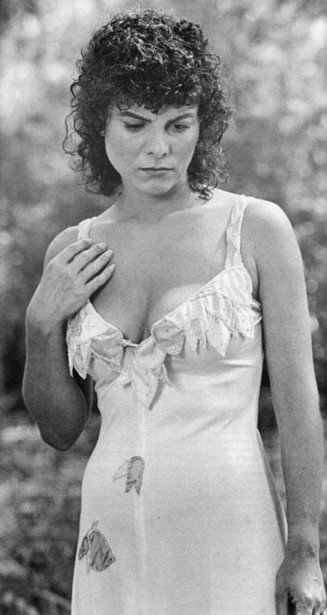 Pin By Jerry E On Adrienne Barbeau Adrienne Barbeau Female Stars Classic Actresses