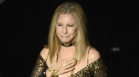 Siri Mispronounced Barbra Streisands Name — So Babs Called Apples Ceo