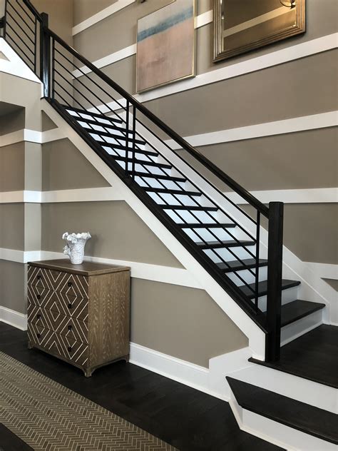 Modern Horizontal Wrought Iron Spindle For Stylish Staircase